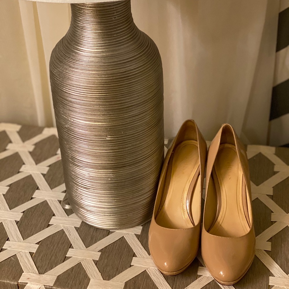 Cole Haan nude heels - sexy but classy!  Size 7